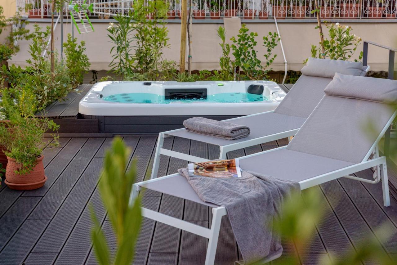 Your 4 Bdrm Dream House Acropolis View & Jacuzzi 아테네 외부 사진