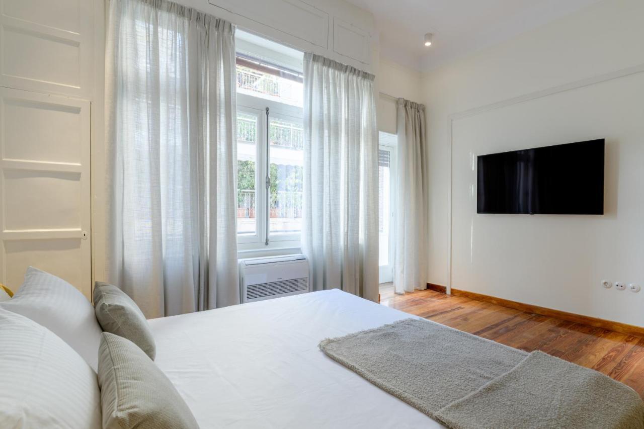 Your 4 Bdrm Dream House Acropolis View & Jacuzzi 아테네 외부 사진